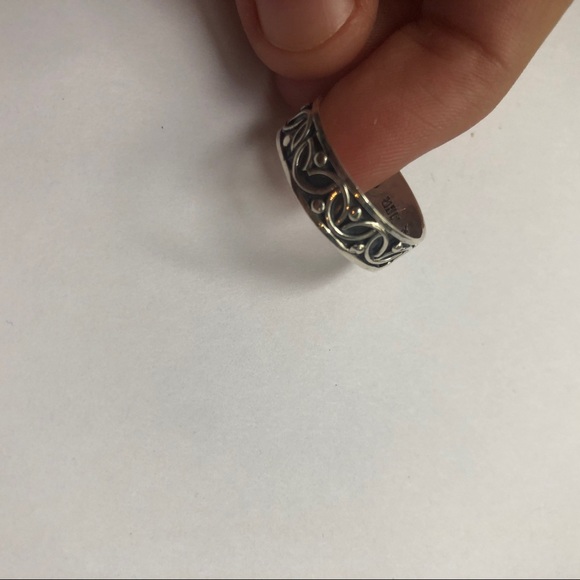 Silver band with flowery design!! - Picture 5 of 7